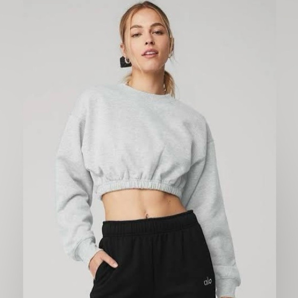 ALO Yoga Devotion Gray Crew Neck Crop Top